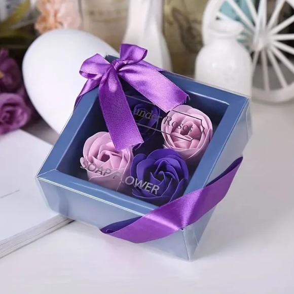 1pc - 4 Roses Soap Flowers, Exquisite Packaging with Bow - Picture 2 of 3